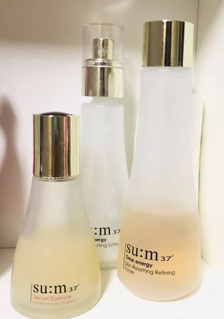 原来这些长相年轻的妈妈都有一套保养秘籍，赶紧转给我妈看~