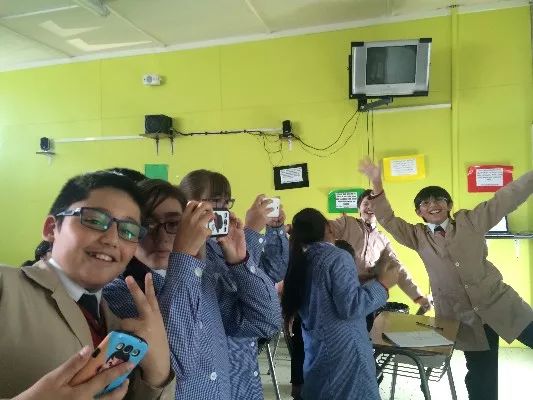 他们被平等和尊重地对待，而不是被规训为一棵韭菜丨周末