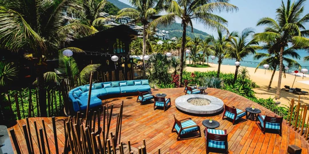 直飞3.5h抵达这座低物价高颜值海岛，入住亚洲最美洲际+安缦之父最新力作！