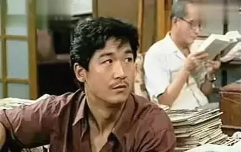 每个中年土豪,都在悄悄吃土