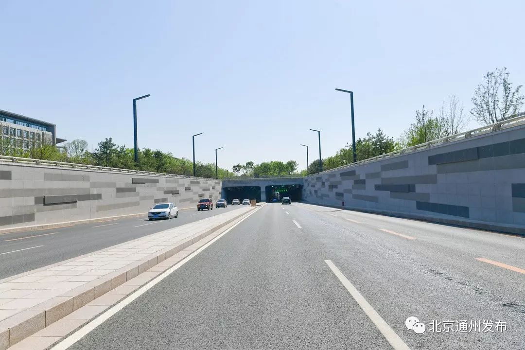 最美赛道来啦！在花香中奔跑！通州运河半马沿途美景抢先看~