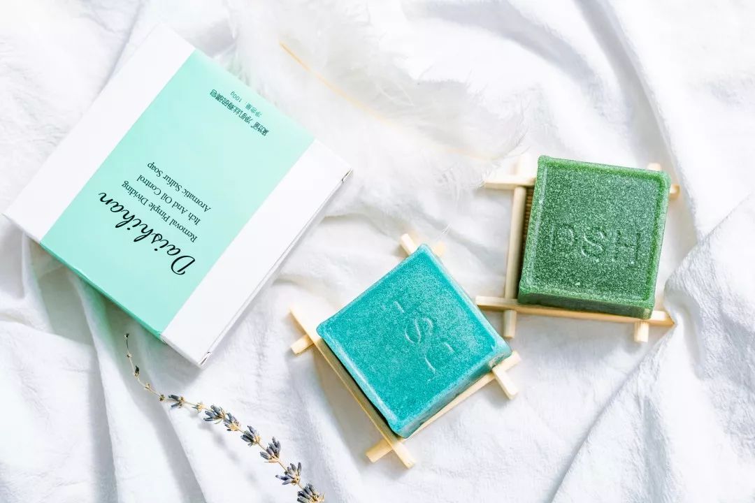 鼻头总是挤出白色丝条中医辨证,鼻头一挤就有白丝