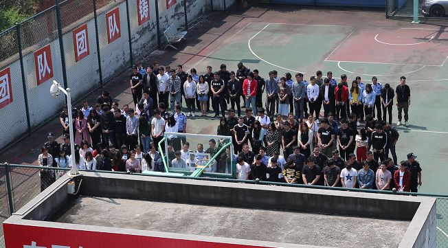 警方捣毁网恋交友5人诈骗团伙,网恋诈骗团伙抓获