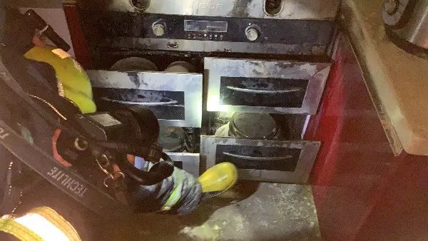 家里煤气泄漏怎么办,家中煤气泄漏应采取的措施是