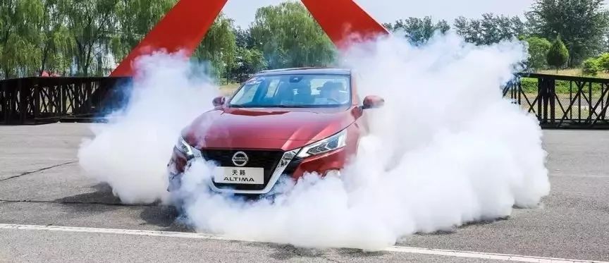 做公益，一汽奔腾是认真的！