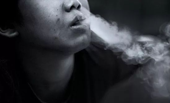 没吸毒尿检呈阳性是什么原因,从未吸毒为什么化验毛发阳性