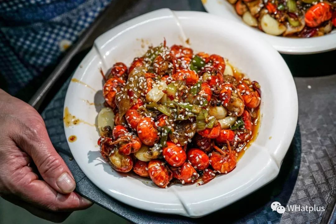 拦江路江边宵夜,拦江路夜宵