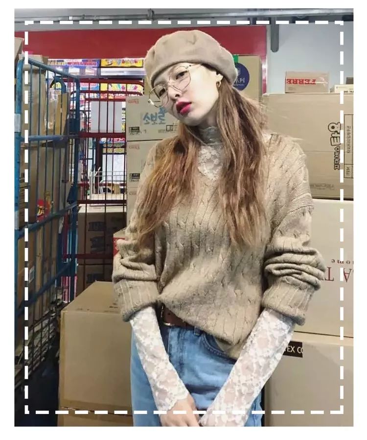 lisa的打歌服和现实的对比,lisa平价打歌服