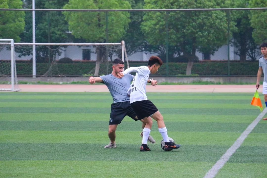 第六届国际教育文化周序篇——中外学子足球友谊赛