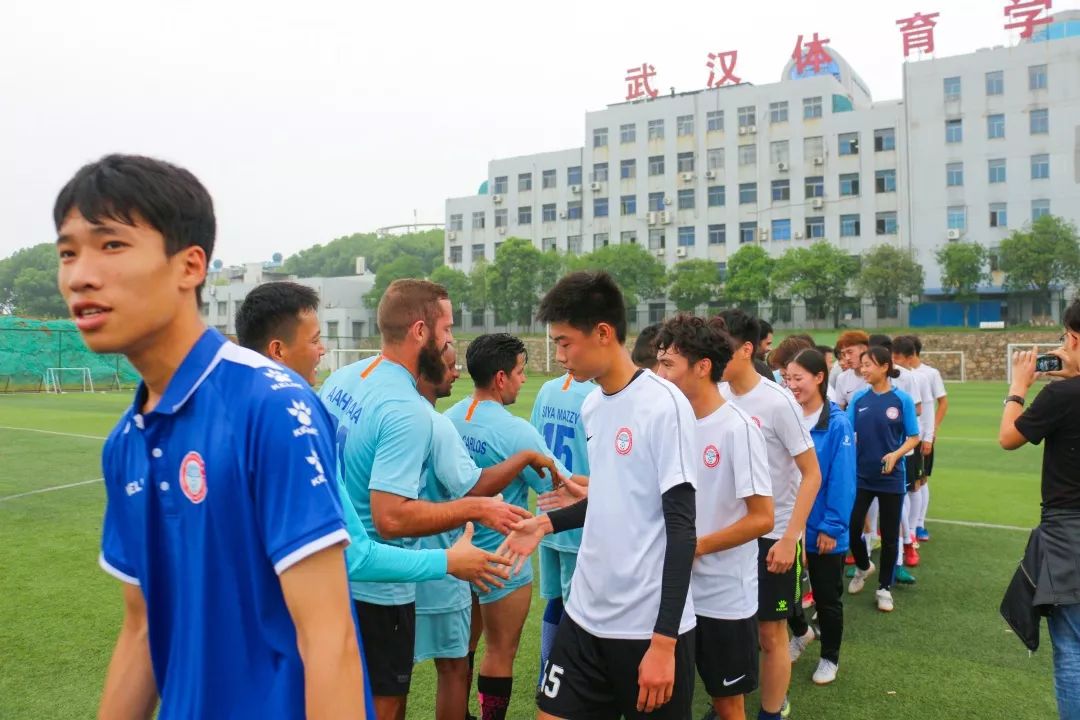 第六届国际教育文化周序篇——中外学子足球友谊赛