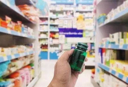 网购医疗器械存在的风险隐患,网上就医购药需谨慎谨慎上当受骗