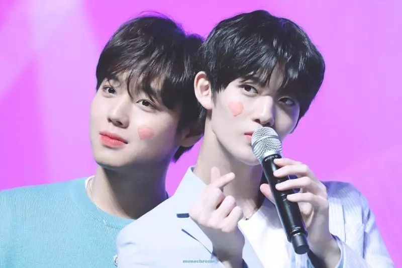 朴志训裴珍映南韩神颜,朴志训裴珍映粉玫瑰