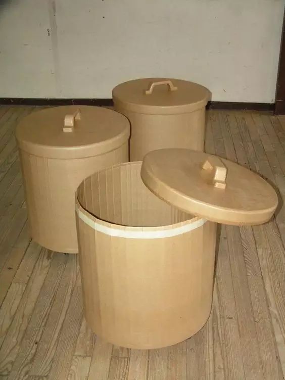 只用瓦楞纸就可以做出一件件家具，简直酷爆了