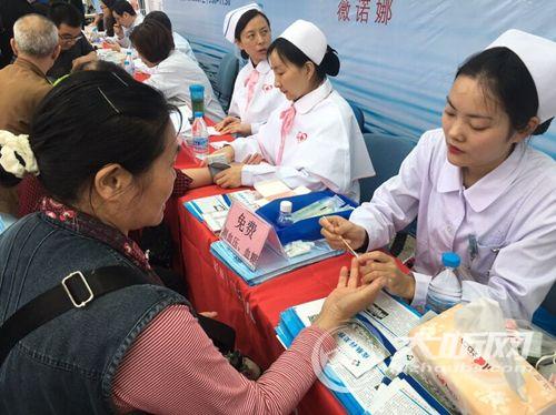 协和皮肤科医生教你正确洗脸,正确的洗脸方式医生推荐