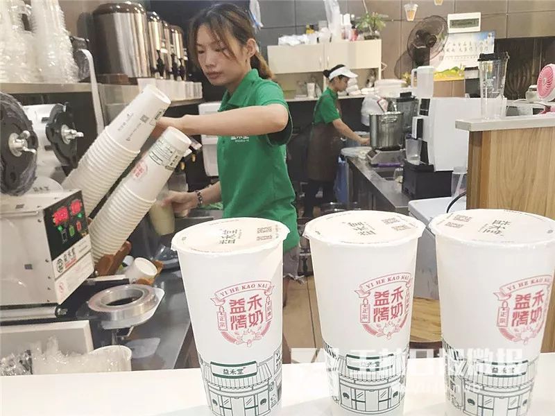 遍地开花的奶茶店背后,遍地开花的奶茶店