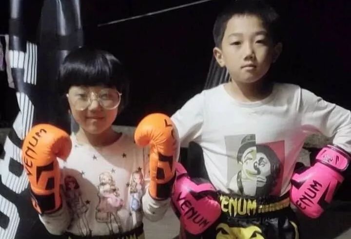 靠拳头出名,靠拳头走红