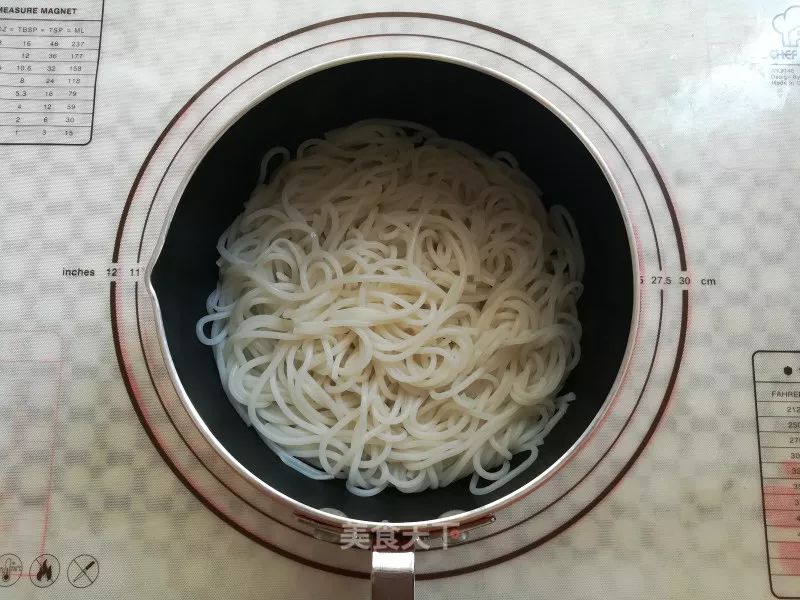 嗦（suo）粉是什么操作？难道只有南方人才知道吗？