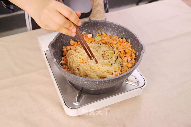 嗦（suo）粉是什么操作？难道只有南方人才知道吗？