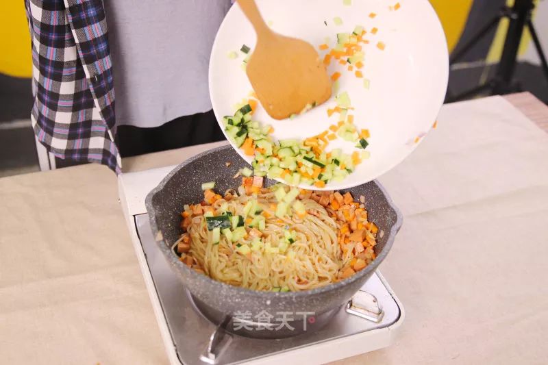 嗦（suo）粉是什么操作？难道只有南方人才知道吗？