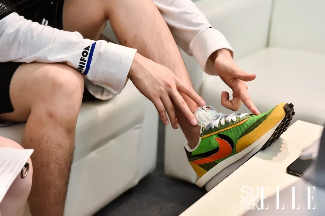 骨灰级球鞋玩家们的鞋，可以在上海买几套房？