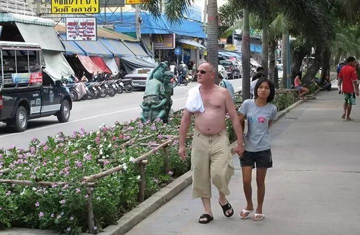 这里租妻合法，艾滋指数全球第一，每年竟还有3000万人要去...