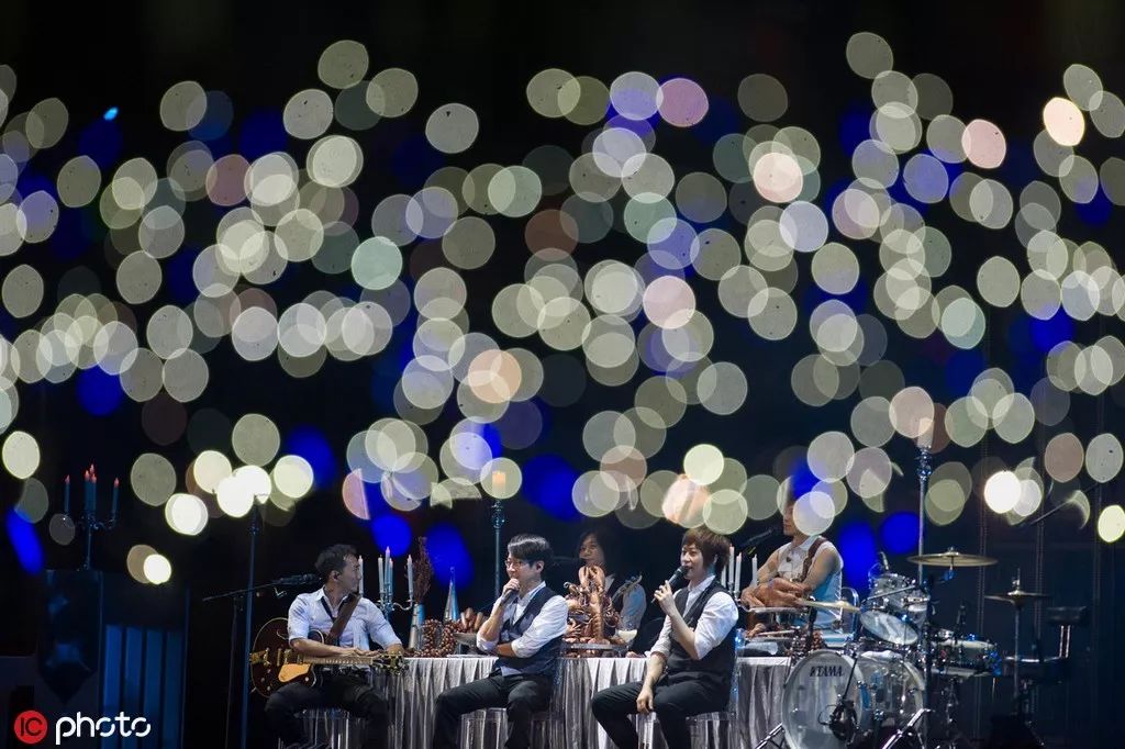 22年了，我们为什么还在听*月天五**