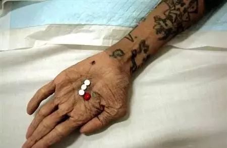 这里租妻合法，艾滋指数全球第一，每年竟还有3000万人要去...