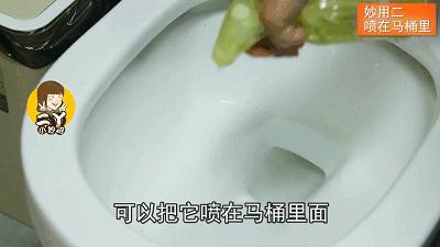 鞋子上滴风油精,风油精滴到鞋子