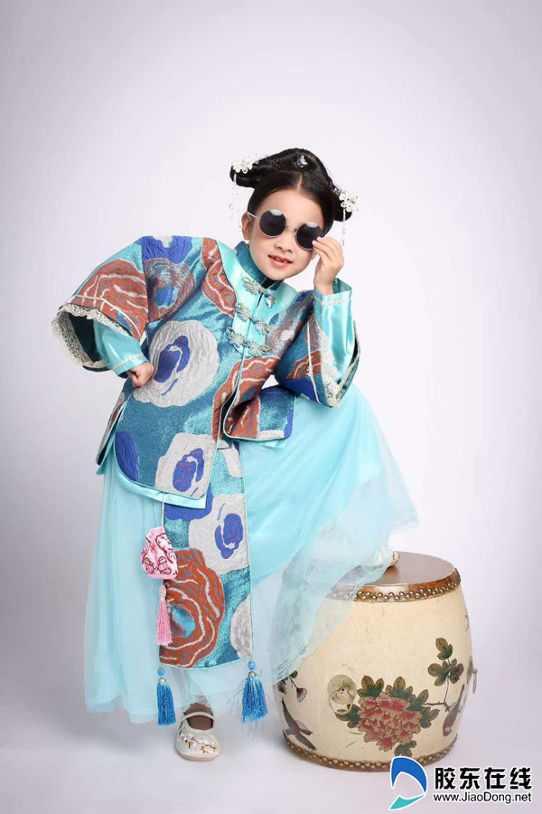 年历小明星曹梦瑶：爱跳爵士舞的酷女孩