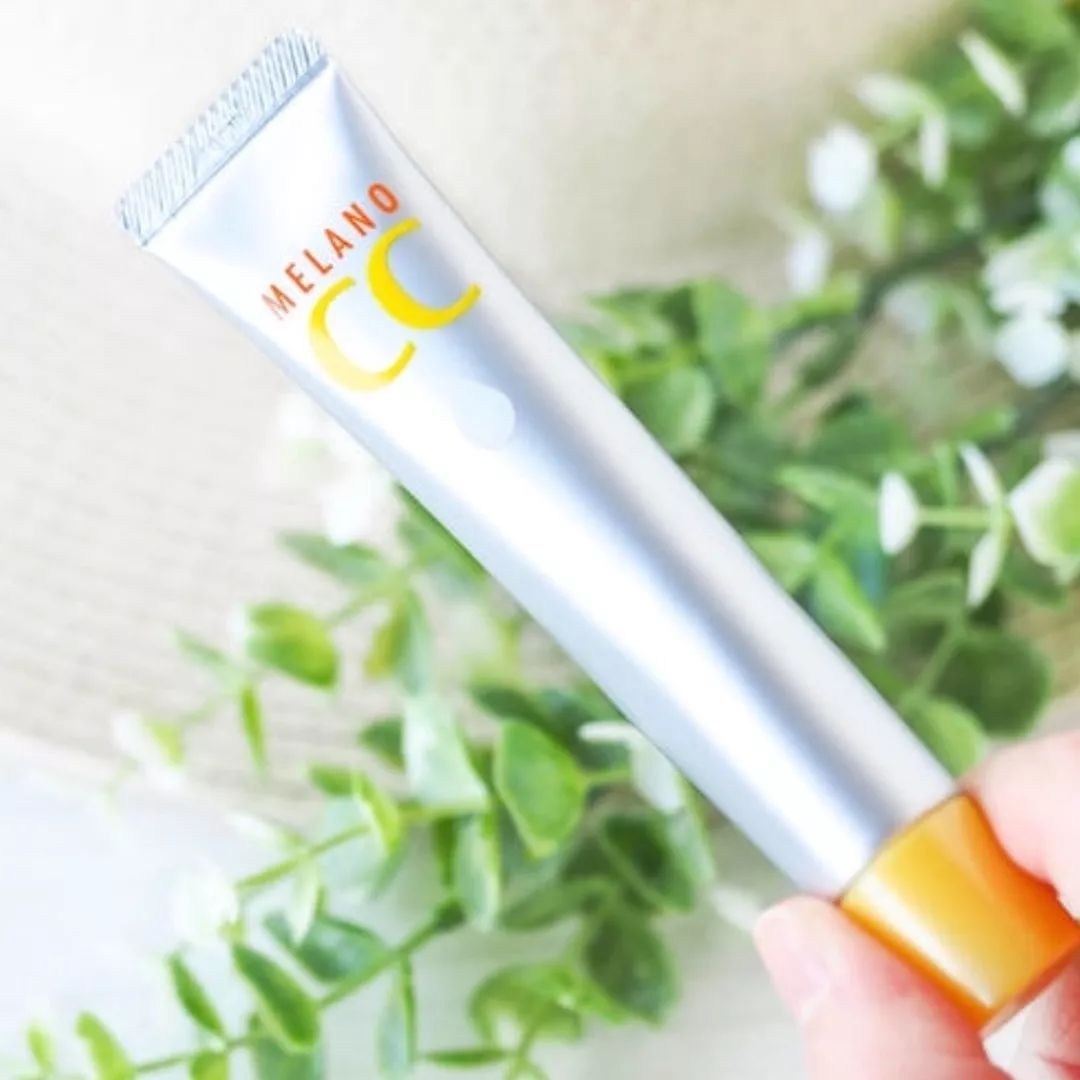 假货重灾区！当心！你手上的CC精华液可能是假的