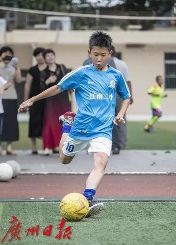 鏁欑粌鍥炲簲灏忓鐢熻涪鍑轰笘鐣屾尝,骞垮窞灏忓鐢熻涪鍑轰笘鐣屾尝