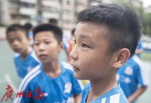 鏁欑粌鍥炲簲灏忓鐢熻涪鍑轰笘鐣屾尝,骞垮窞灏忓鐢熻涪鍑轰笘鐣屾尝