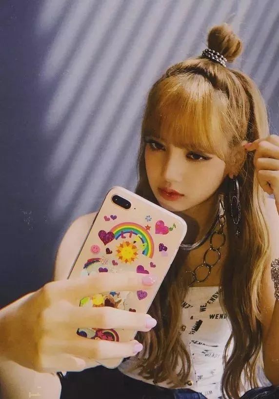 中长发是齐的还是有层次的好看,中长发怎么样烫发