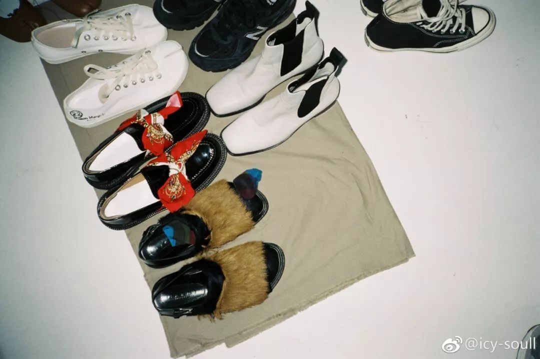 写真馆衣服推荐,各种各样的服装写真馆