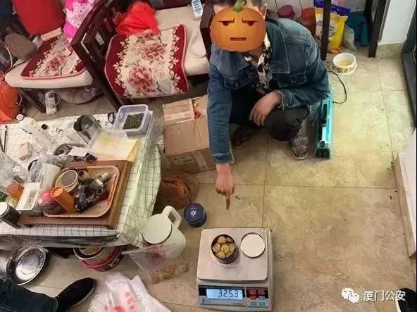 这款“饼干”居然有毒？！网上有人售卖，请谨慎！