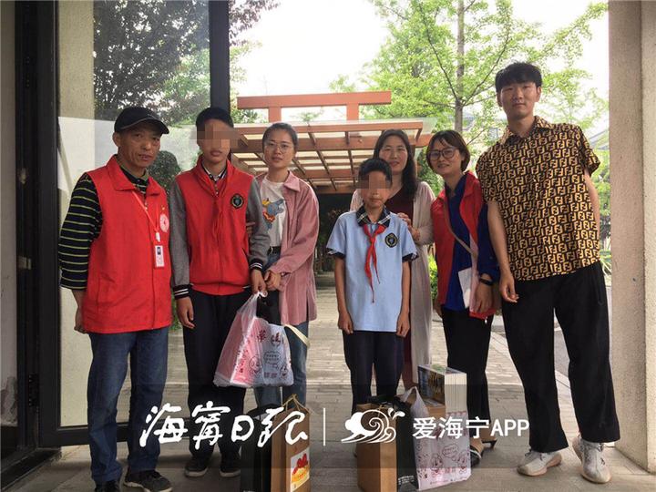 今天，海宁有61个小朋友收到神秘礼物，圆“小谨慎愿”