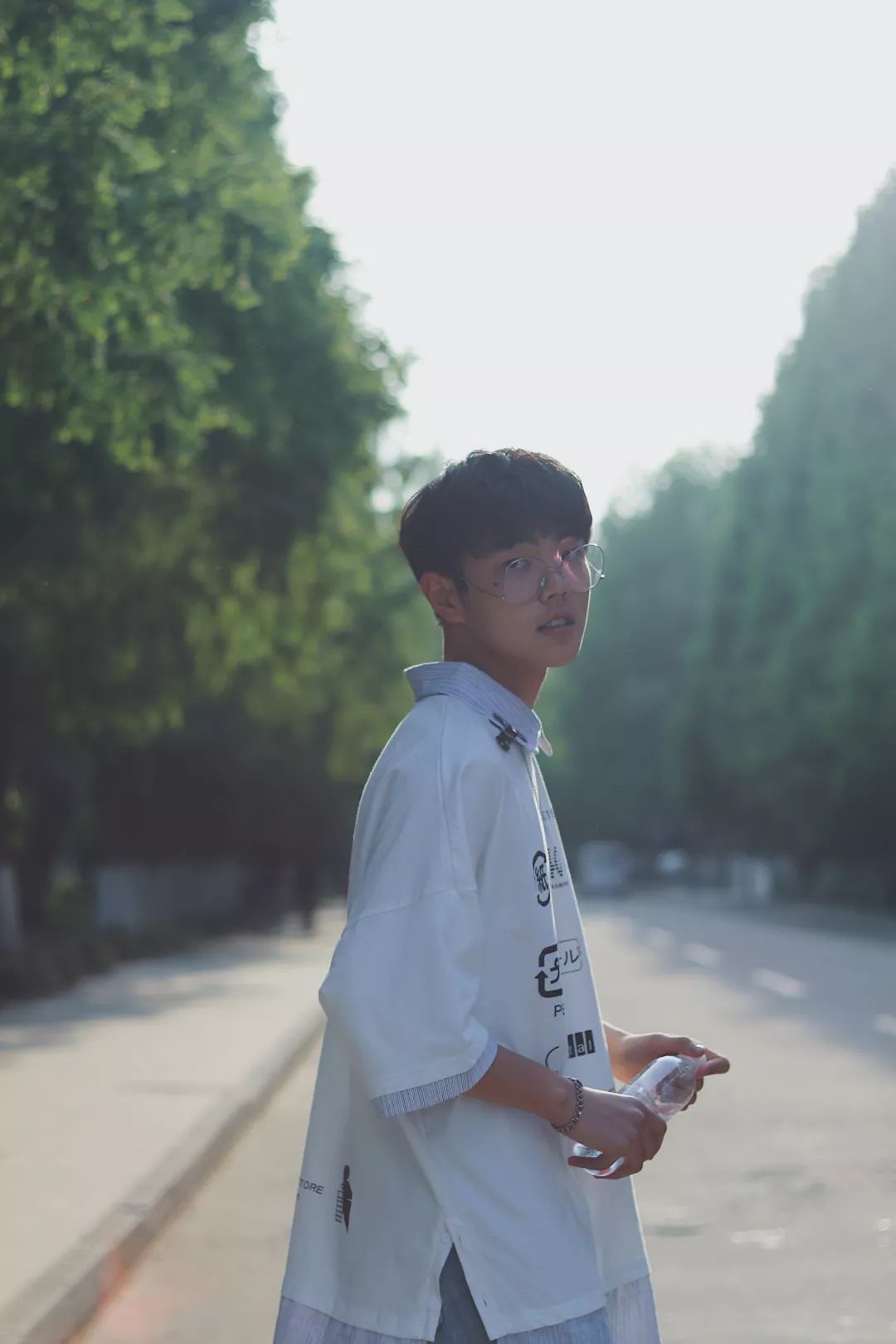 毕业打卡拍照,毕业拍写真照哪家好