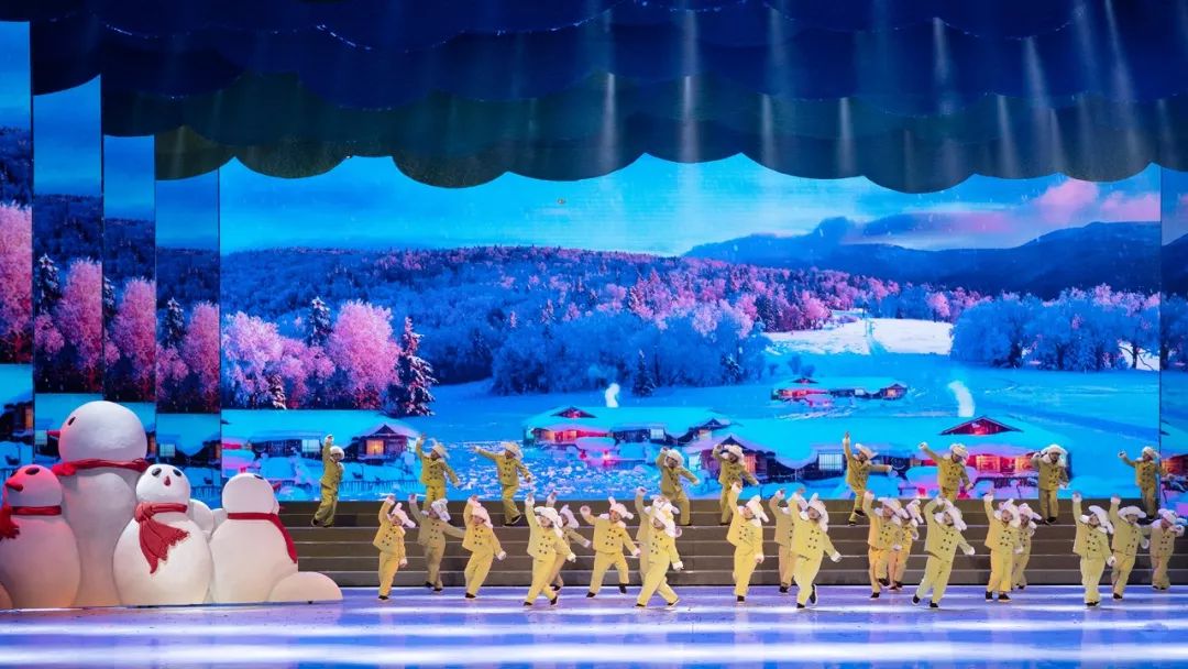 高清大图：“蓝天娃”精彩演绎《同在蓝天下》，向全国小朋友献礼