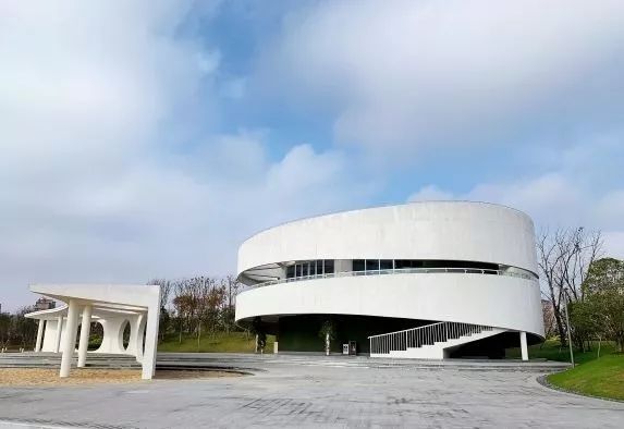 魔都一日游最佳路线,周末就要玩出来新花样