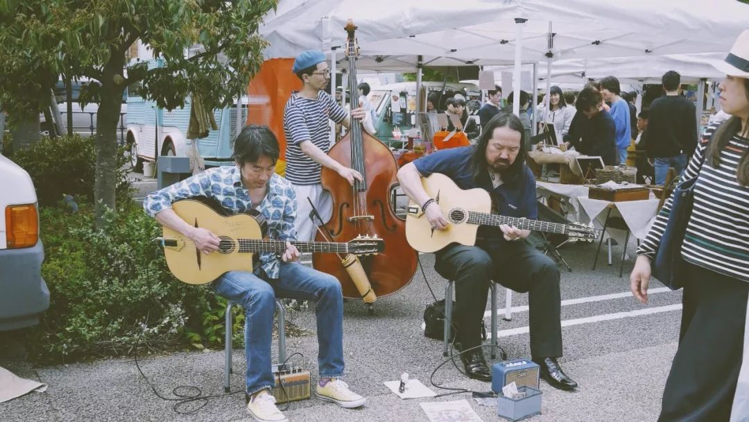 东京的跳蚤市场,网购让人越来越失望