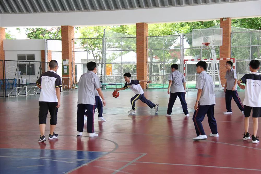 泰国沟通｜万中遇上易三仓，这个夏天太美好！