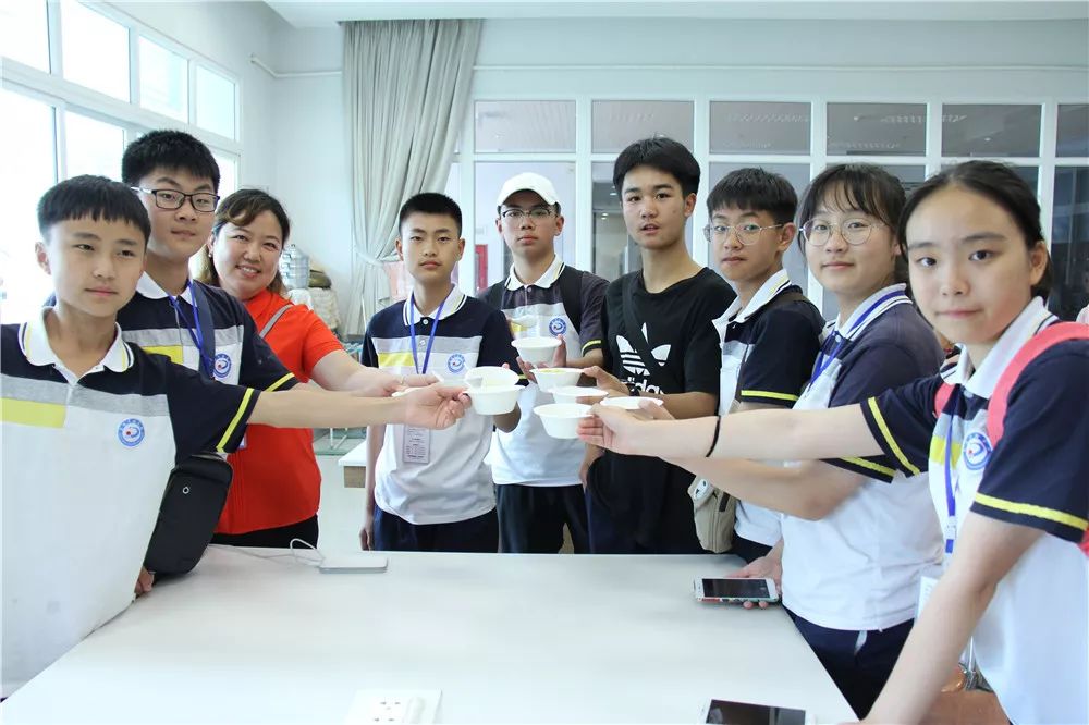 泰国沟通｜万中遇上易三仓，这个夏天太美好！