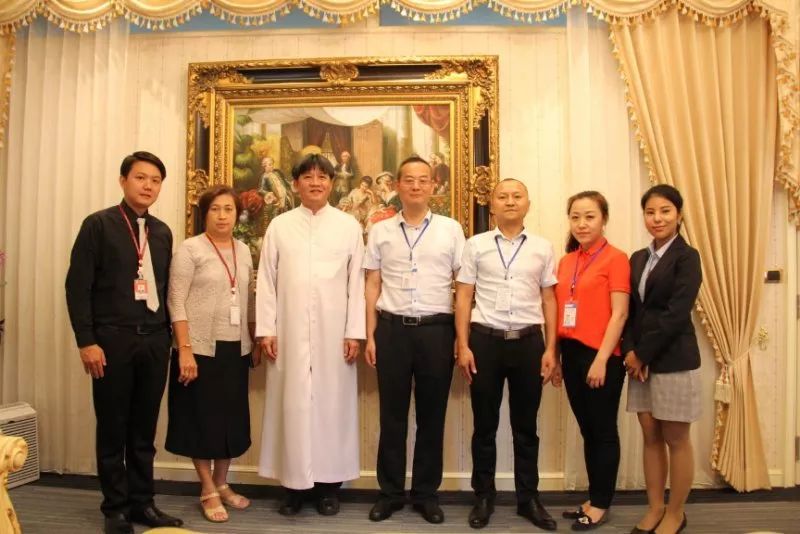 泰国沟通｜万中遇上易三仓，这个夏天太美好！