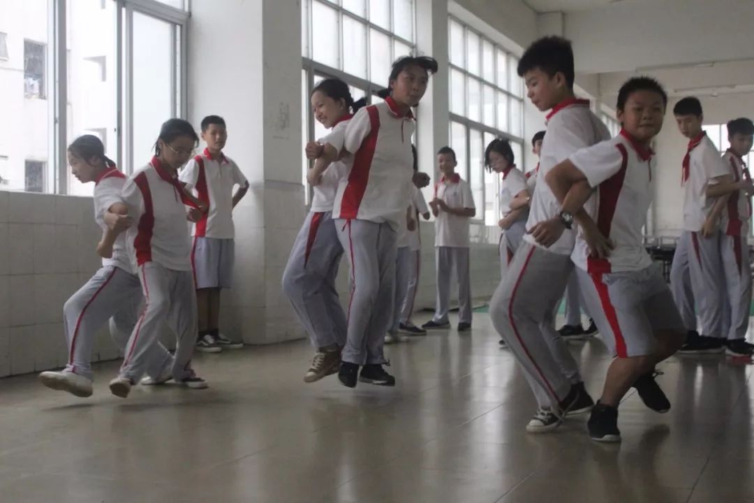 庆六一红领巾活动,少年儿童心向党庆六一活动