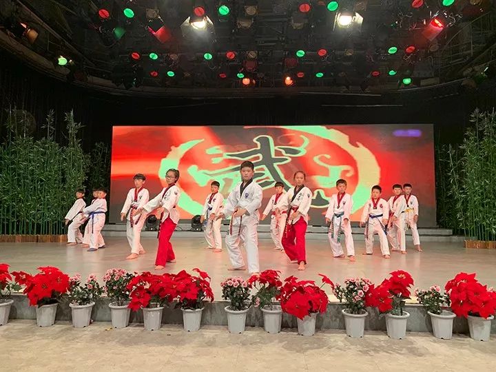 《我的节日我做主》,我的节日我做主六一儿童节朗诵