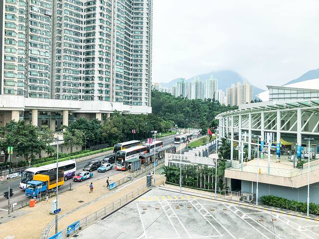 沙雕姐妹花暴走香港大澳，一个你没了解过的彩色离岛