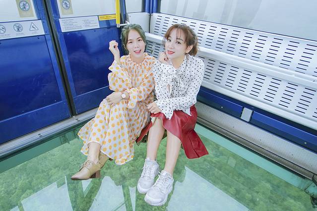 沙雕姐妹花暴走香港大澳，一个你没了解过的彩色离岛