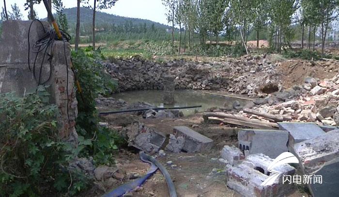 蒙阴大口井塌陷,山东蒙阴大口井塌陷事故现场