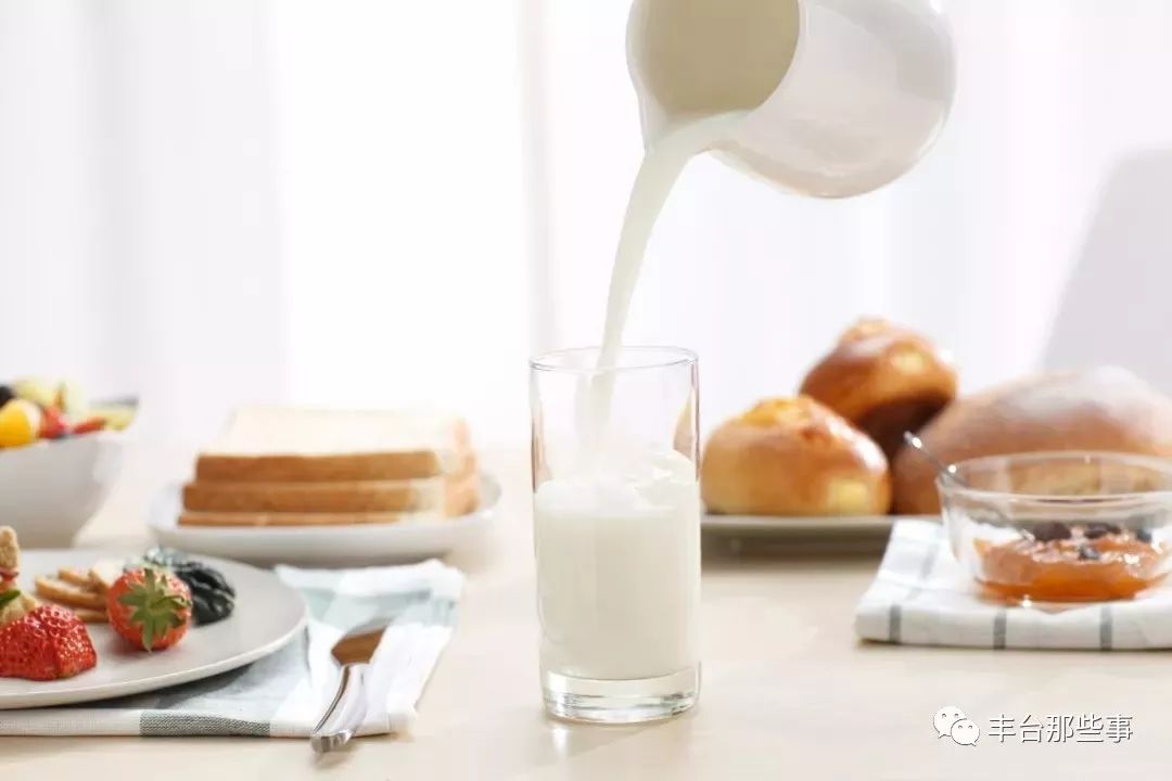 OMG！拿下万千家庭，一口就上瘾~~仅有1/1000的人才能喝到的“奶中贵族”，竟然是它