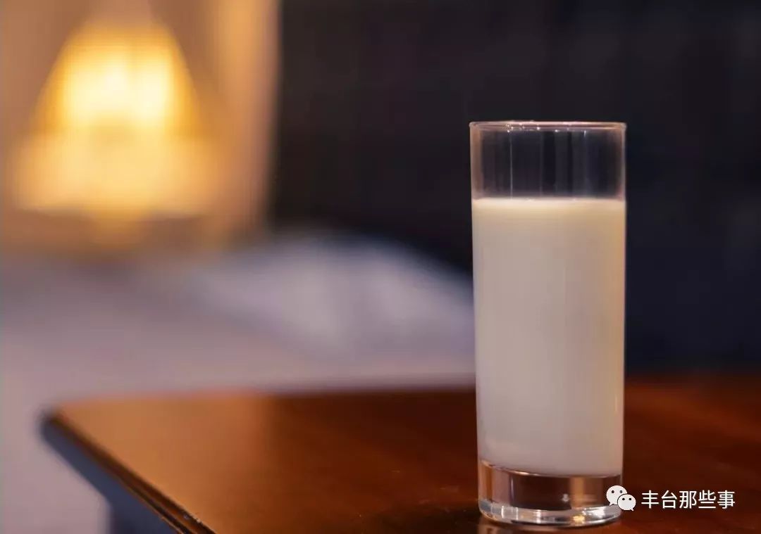 OMG！拿下万千家庭，一口就上瘾~~仅有1/1000的人才能喝到的“奶中贵族”，竟然是它